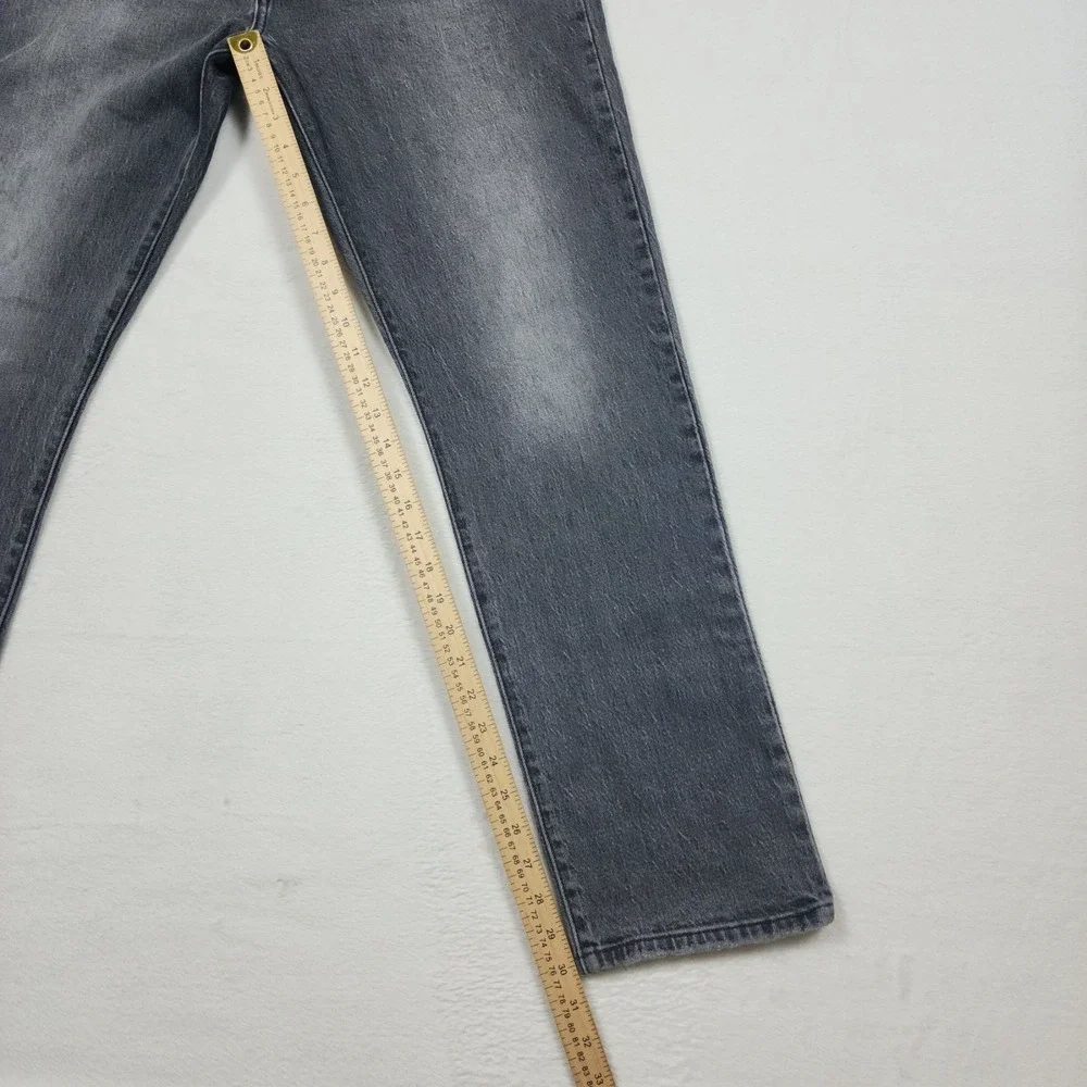 Levis 501 Jeans Mens 32x30 Black Straight Button Fly Faded Stretch Denim - Picture 12 of 14